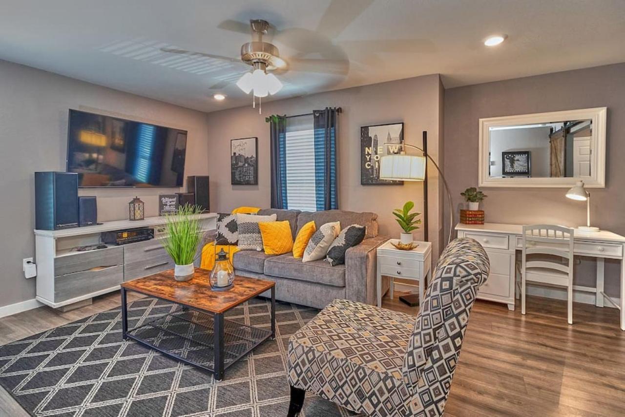 Cozy Haven Attached To Million Home - South Tampa Dış mekan fotoğraf