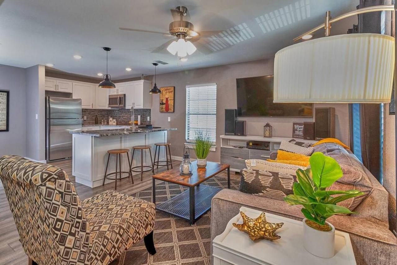 Cozy Haven Attached To Million Home - South Tampa Dış mekan fotoğraf