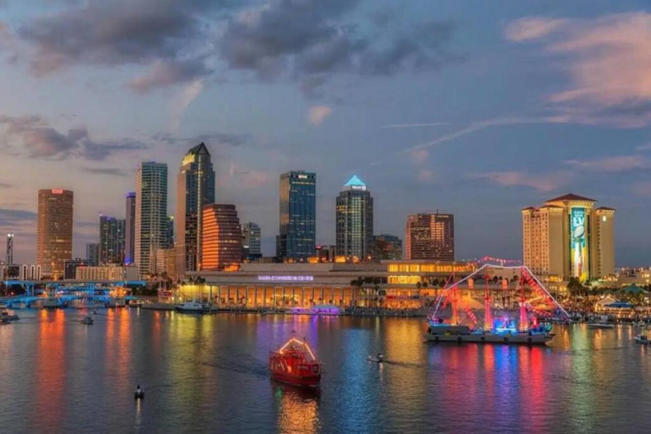Cozy Haven Attached To Million Home - South Tampa Dış mekan fotoğraf